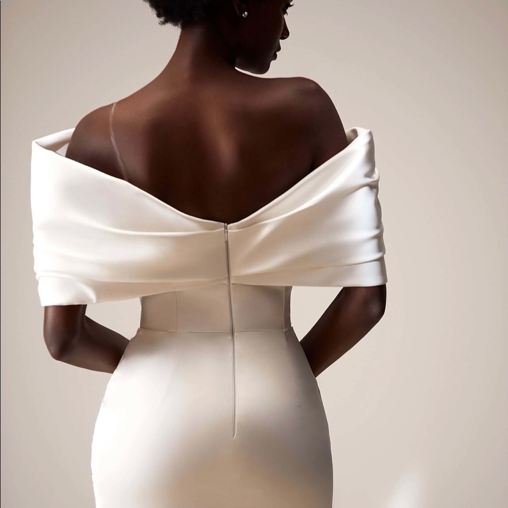 Milla Brielle Ivory Dress - Picture 2 of 4